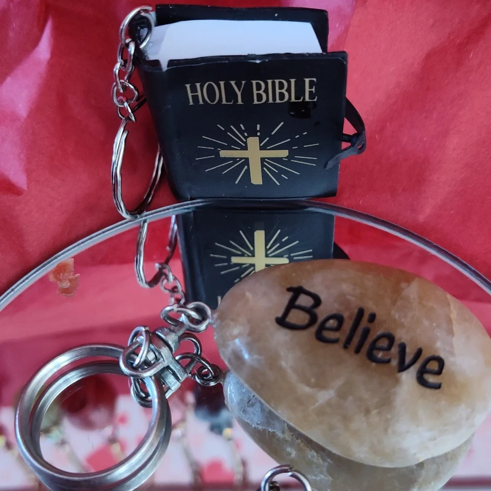 3 Unique Keychains Set Bible + Cross+ Rock Says " Believe  " GUC - Picture 3 of 5